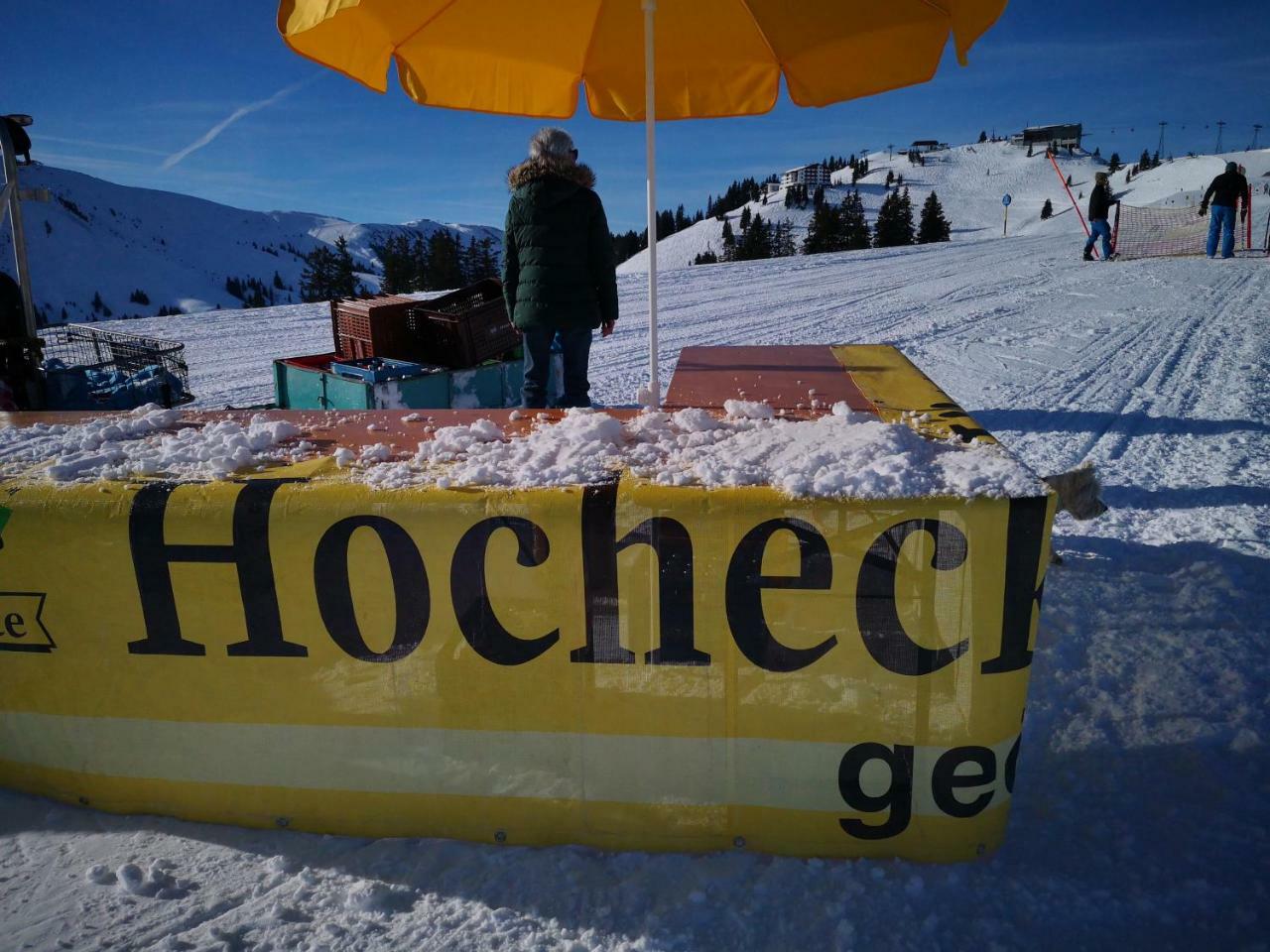 Hocheckhuette On Top Of The Kitzbuehel Hahnenkamm Mountain Exterior photo